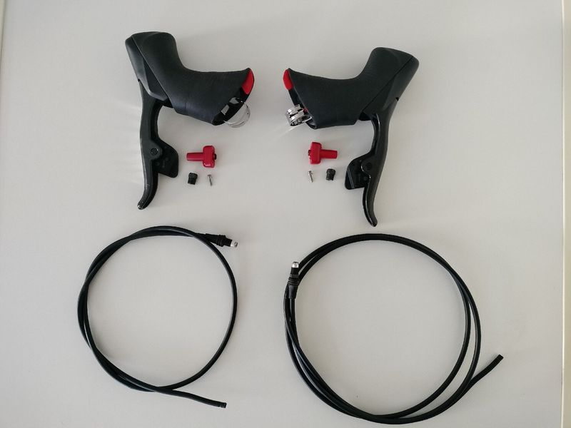Used Sram RED AXS D1 12V Levers 2023 Brakes