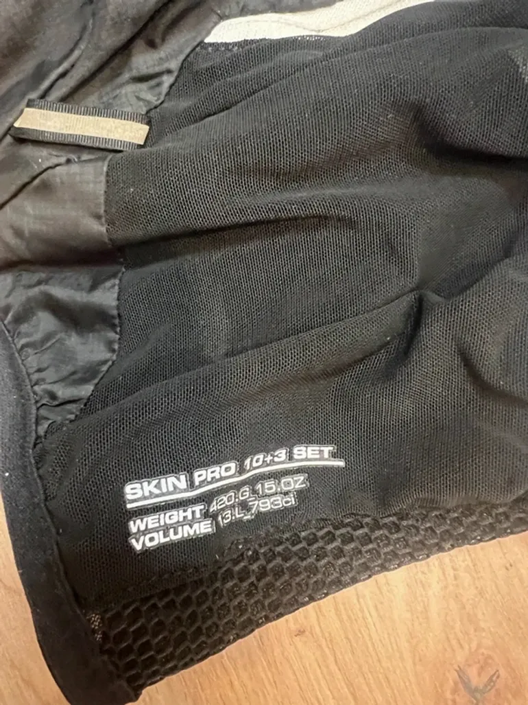 Used Lightweight Skin Pro 10+3 Set bike — image 4 of 7