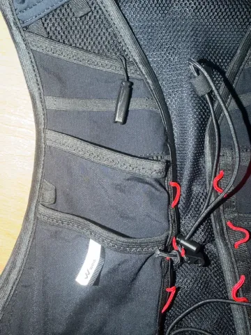 100% Weiss Hydration Vest bike d'occasion — image 10 sur 10