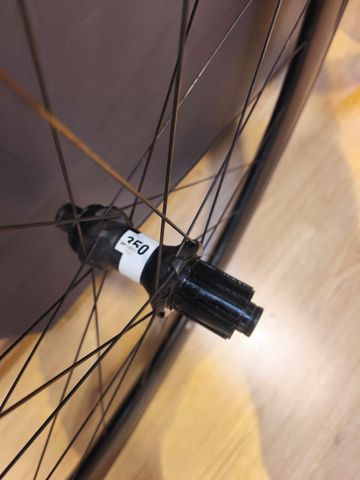 Roval Rapide CLX Wheelset 2025 bike usato — immagine 5 di 6