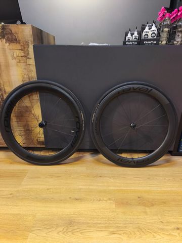Roval Rapide CLX Wheelset 2025 bike usato — immagine 1 di 6