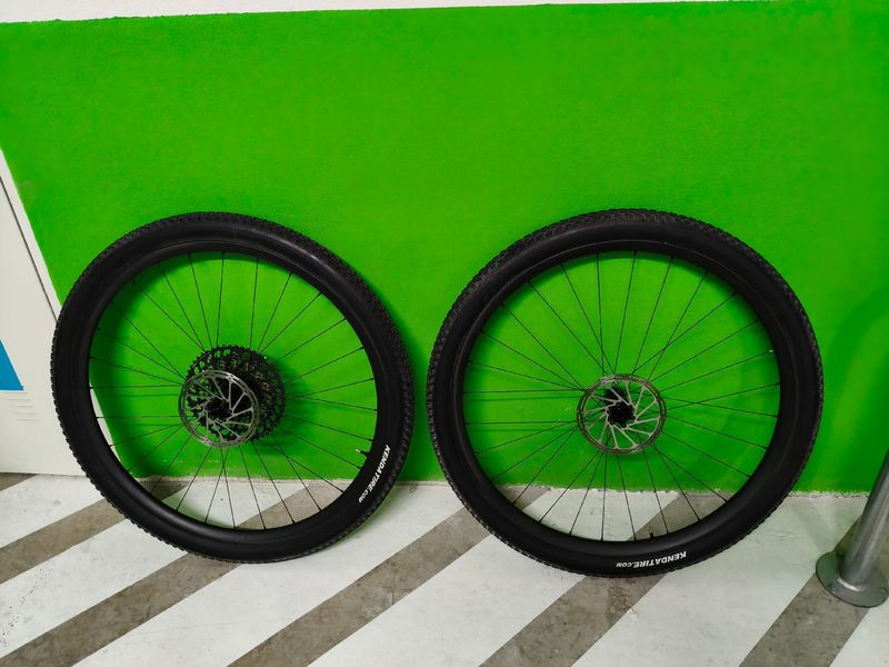 Used Custom Ruedas Carbono MTB Gravel 2026 Wheels