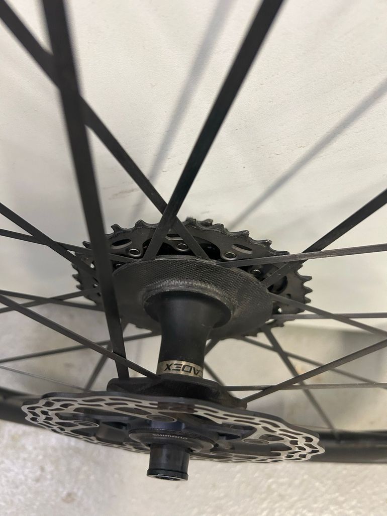 Used Cadex Carbon Wheels 2025 bike — image 7 of 9