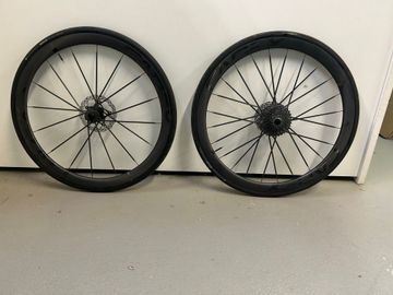 Used Cadex Carbon Wheels 2025 bike — image 1 of 9