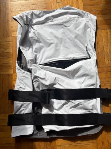 Used On Running Ice Vest bike — image 2 of 6