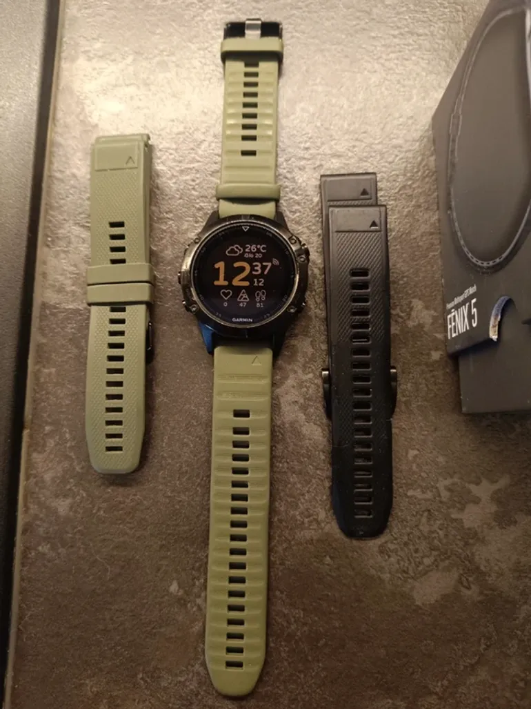 Garmin Fenix 5 Sapphire bike d'occasion — image 4 sur 4