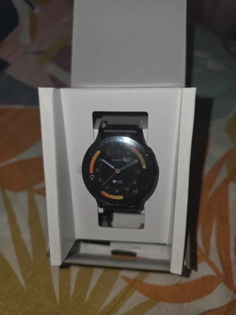 Used Garmin Venu 3 bike — image 6 of 7
