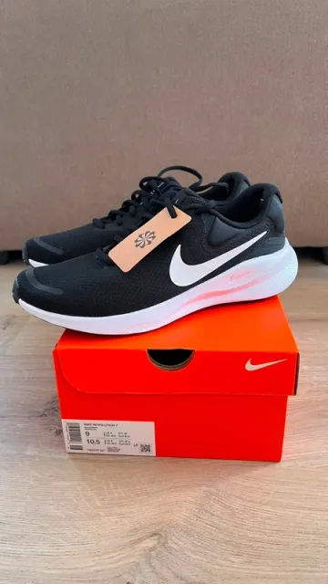 Używany Nike Revolution 7 bike — zdjęcie 1 z 5