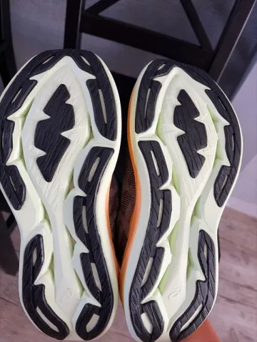 Used Asics Basket de sport bike — image 3 of 4