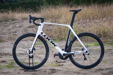 Used Look R38 disc 2024 bike — image 2 of 5