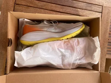 Used Asics Gel Cumulus 28 bike — image 9 of 10