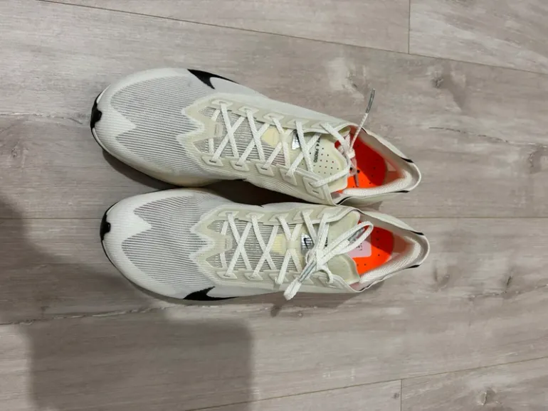 Used Elite Vaporfly Next% 4 bike — image 2 of 6