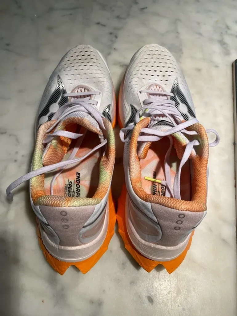 Used Saucony Endorphin Speed 4 bike — image 9 of 15