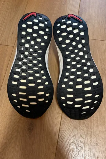 Used Nike reactX Infinity Run 4 bike — image 5 of 5