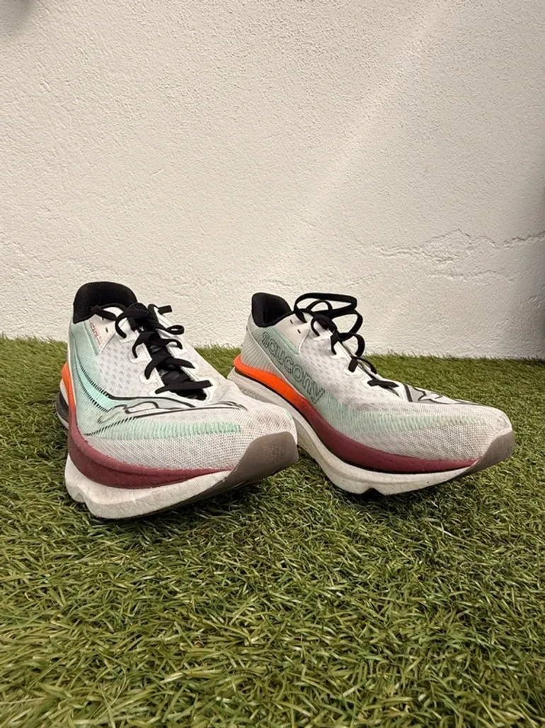 Used Saucony Endorphin Series bike — image 6 of 8