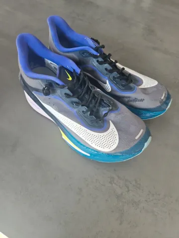 Used Nike Zoom Fly 06 bike — image 1 of 4