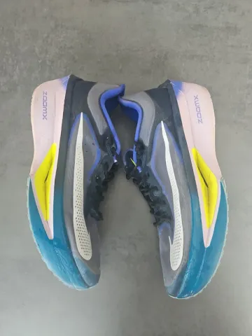 Used Nike Zoom Fly 06 bike — image 4 of 4