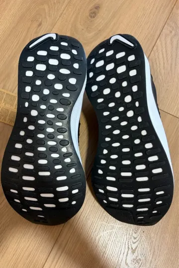 Used Nike reactX Infinity Run 4 bike — image 5 of 5
