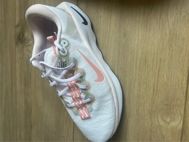 Used Nike Shoes bike — image 5 of 7