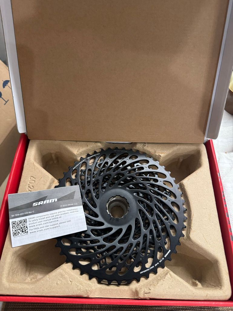 Used Sram xg1275 2026 bike — image 2 of 5