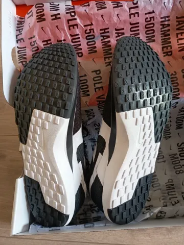Used Nike Zoom Rival Waffle 6 bike — image 6 of 10