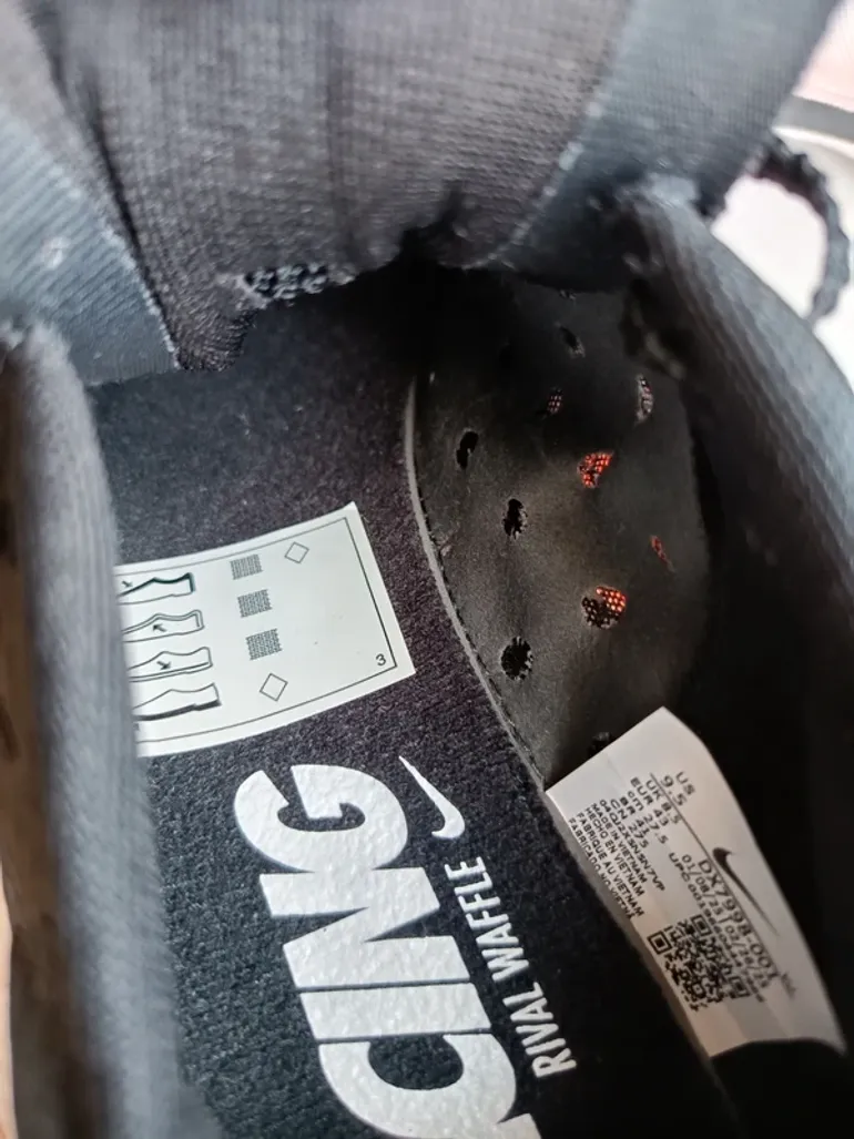 Used Nike Zoom Rival Waffle 6 bike — image 10 of 10