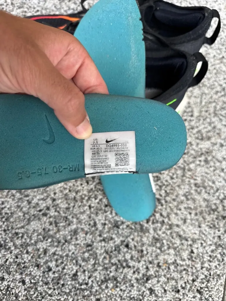 Used Nike Zoom Fly 4 bike — image 3 of 4