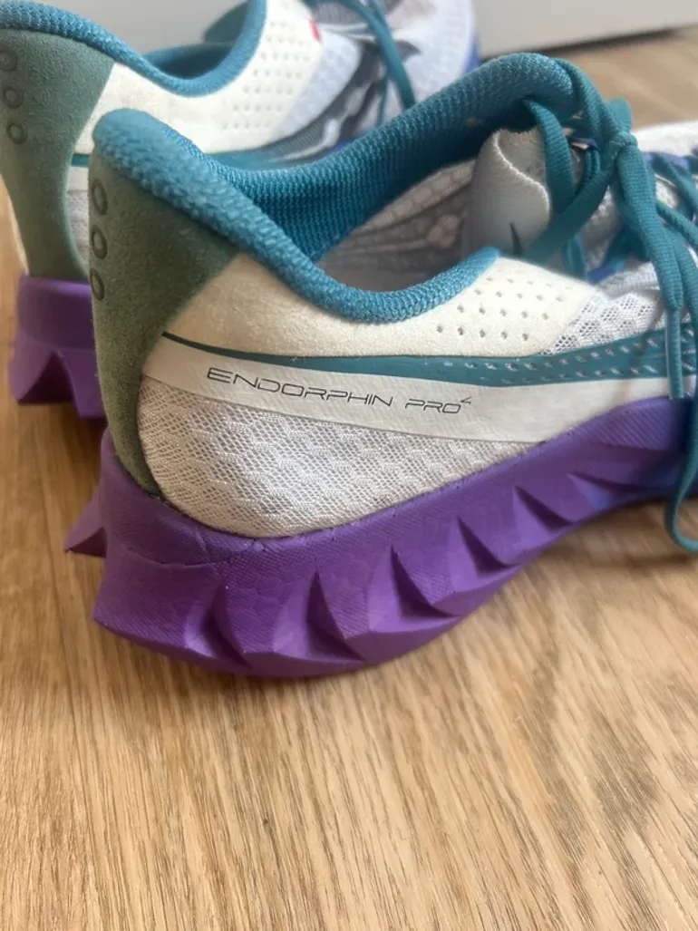 Tweedehands Saucony Endorphin Pro 4 bike — afbeelding 4 van 10