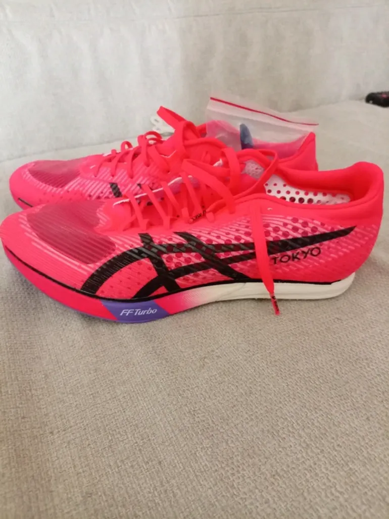 Used Asics Metaspeed Tokyo bike — image 1 of 3
