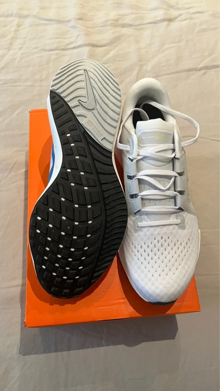 Used Nike Vomero 16 bike — image 8 of 14