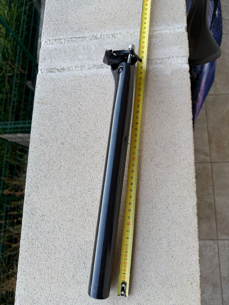 Gebrauchtes générique carbone Saddles & Seatposts
