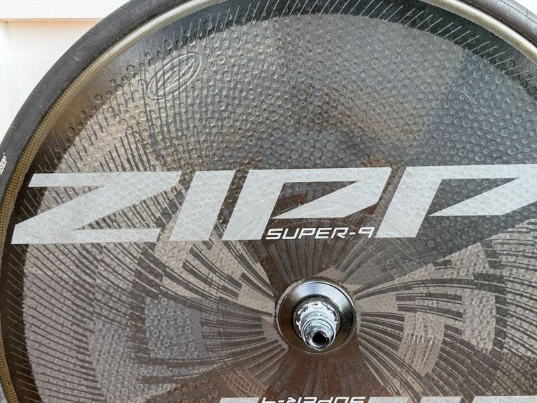 Used Zipp Super-9 bike — image 2 of 6