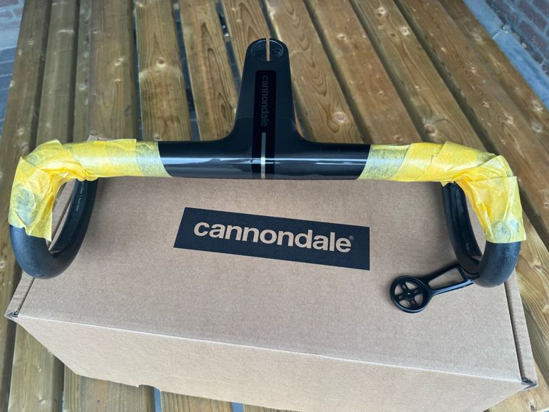 Brugt Cannondale systembar road SL 2026 bike — billede 2 af 6