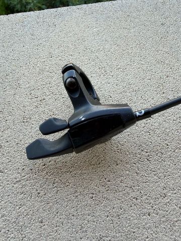 Used RockShox commande blocage bike — image 1 of 2