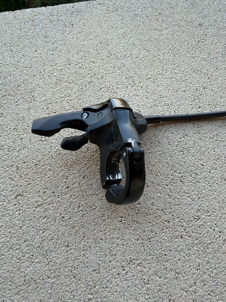 Used RockShox commande blocage bike — image 2 of 2