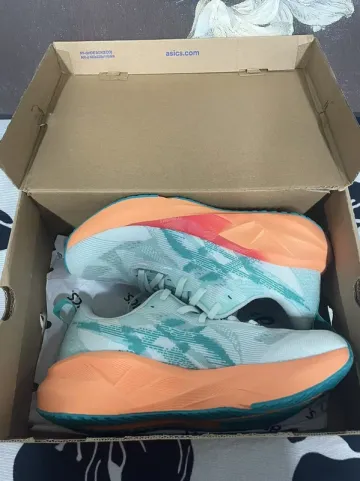 Käytetty Asics Novablast 5 bike — kuva 5 / 9