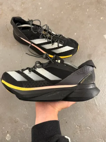 Used Adidas Adizero Adios Pro 3 bike — image 2 of 11