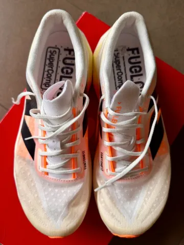 Used New Balance FuelCell SuperComp Elite V4 bike — image 6 of 7