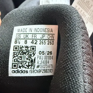 Used Adidas sport shoes Men 42 eu bike — image 4 of 4