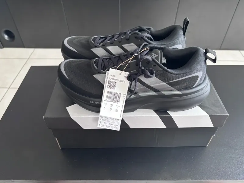 Used Supernova Glide Running Shoes