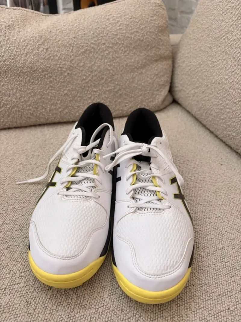Used Asics Hockey Shoes Hockey