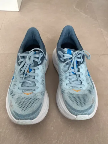 Tweedehands Hoka Hardloopschoenen bike — afbeelding 1 van 4
