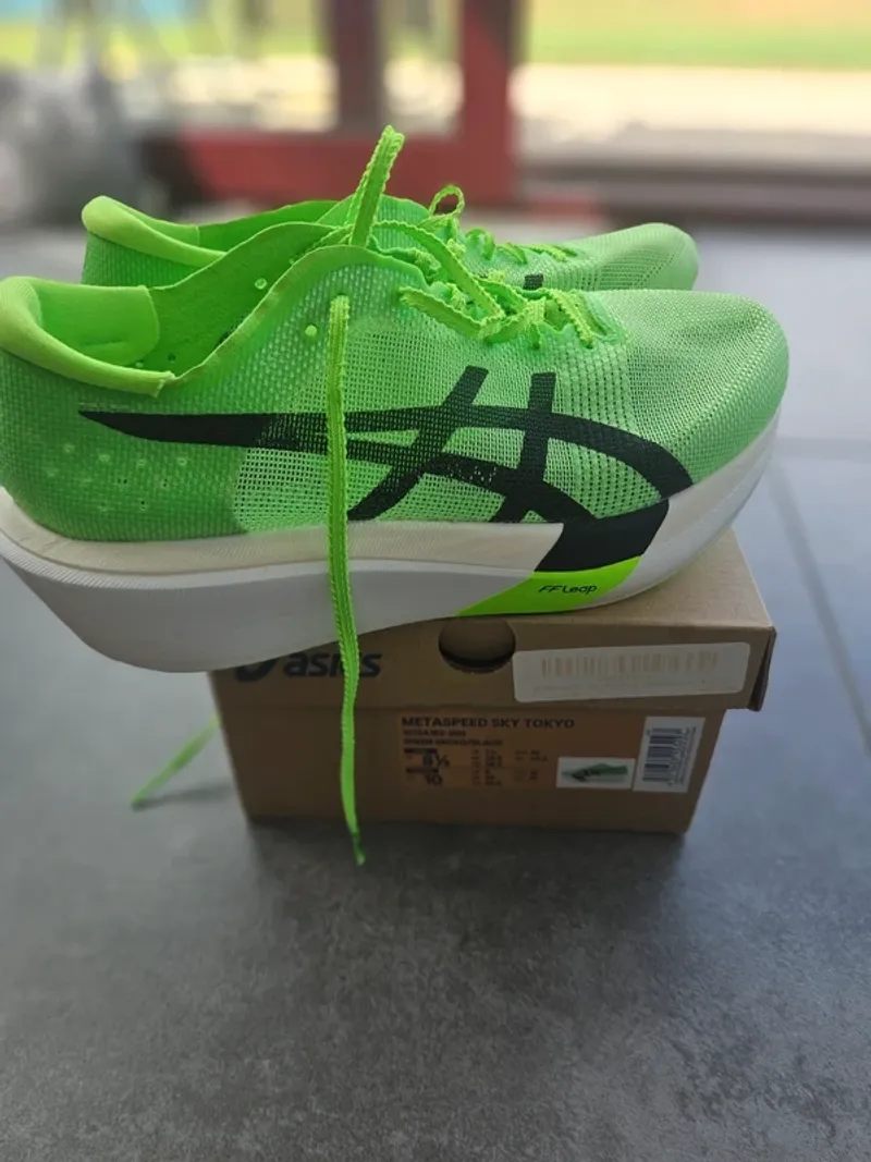 Použité Asics Metaspeed Sky Tokyo Running Shoes