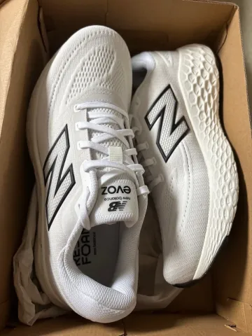 Used New Balance MEVOZLW4 bike — image 2 of 8