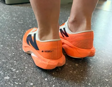 Gebrauchtes New Balance Sneaker Laufschuh bike — Bild 3 von 5