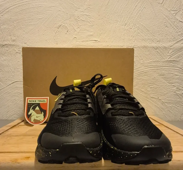 Used Ideal Nike ZoomX Zegama Trail 2 bike — image 4 of 9