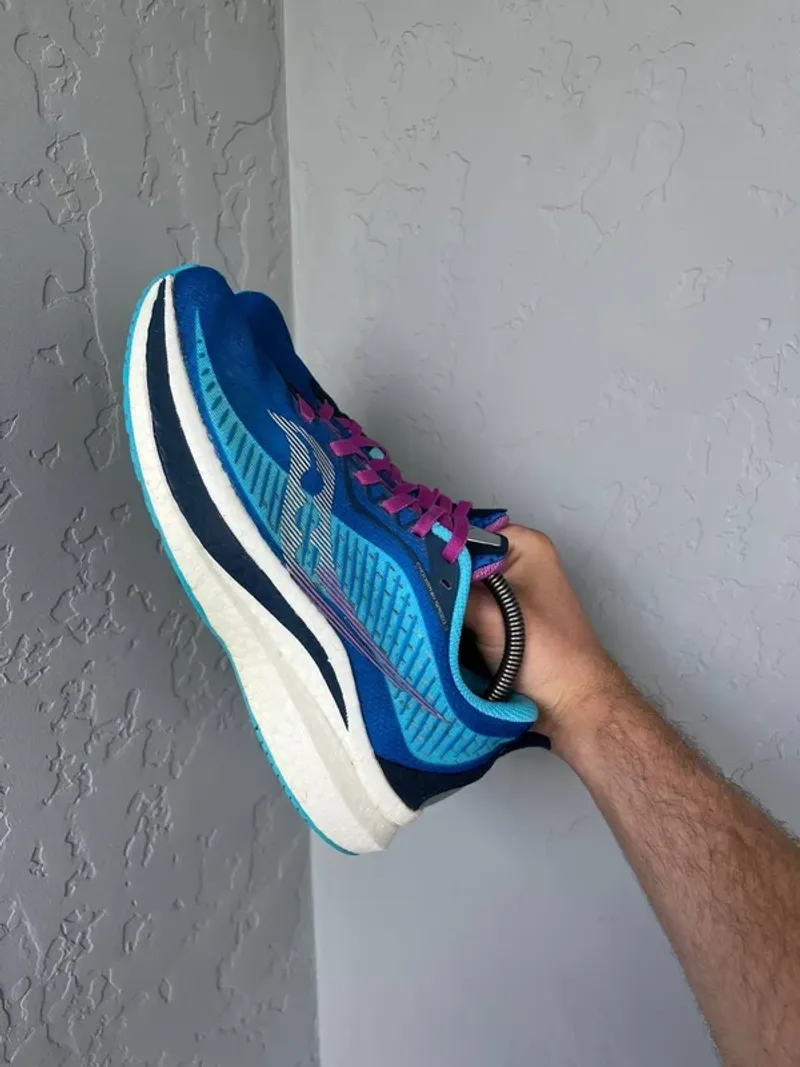 Käytetty Saucony Sneakers Running Shoes