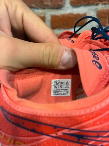 Used Asics Fujispeed bike — image 9 of 9