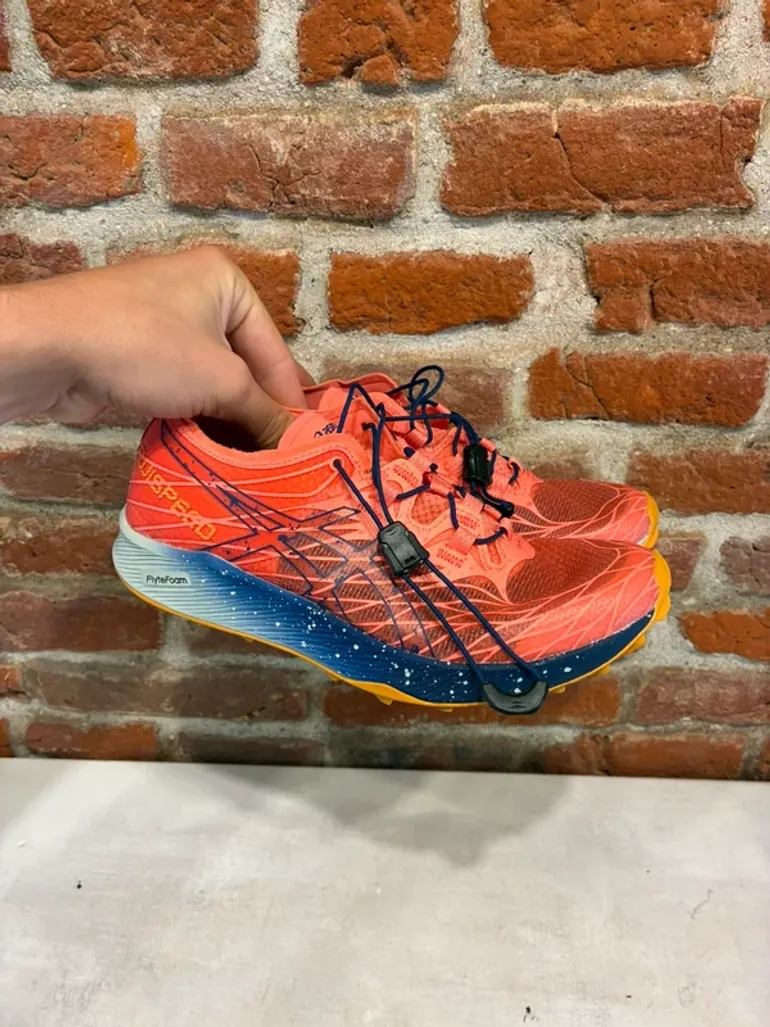 Used Asics Fujispeed bike — image 3 of 9
