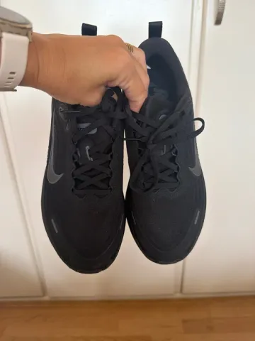 Used Nike ZoomX bike — image 2 of 4